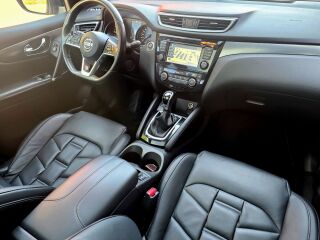 Nissan Qashqai Tekna + 1.2 R4 85кВ