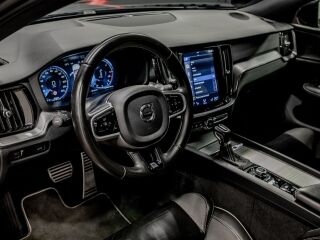 Volvo V60 D4 R-Design 2.0 140kW