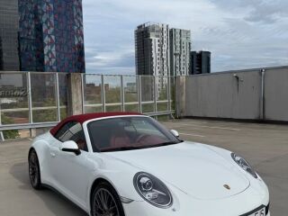 Porsche 911 Carrera 4S Cabriolet 3.8 294кВ
