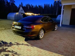 Skoda Superb 1.5 110kW