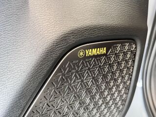 Mitsubishi Outlander Instyle 2.4 225kW