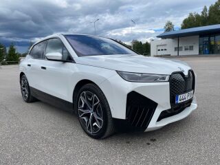 BMW iX xDrive 40 Sport 240кВ