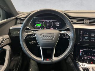 Audi e-tron 55 S-Line quattro 300kW