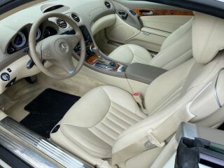 Mercedes-Benz SL 550 AMG Pakett 5.5 V8 285кВ