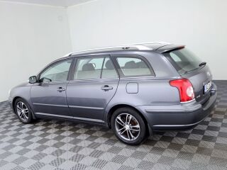Toyota Avensis Linea Sol Facelift ATM 2.0 108kW