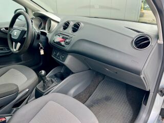 SEAT Ibiza 1.2 77кВ
