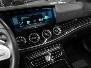 Mercedes-Benz E 220 2.0 143kW