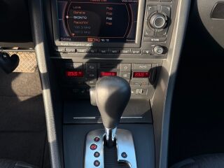 Audi A4 2.7 132kW