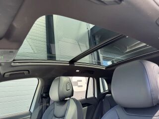 Volkswagen Tiguan NF R-Line Black Style 2.0 DXN 142кВ