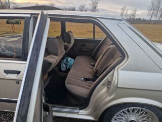 BMW 525 2.5 110kW