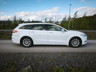 Ford Mondeo 1.5 118kW
