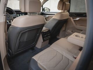 Volkswagen Touareg Highline 4Motion 4.0 V8 310кВ