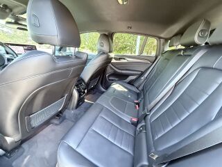 BMW X4 xDrive 30i MHEV M sportpakett 2.0 180kW