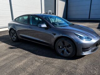 Tesla Model 3 Standard Range Plus RWD 208kW