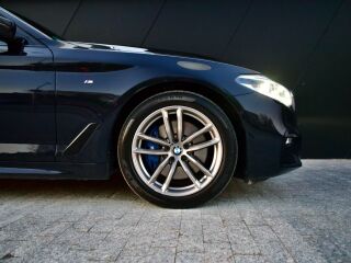 BMW 530 M-Sportpakett Shadowline xDrive 3.0 R6 195kW