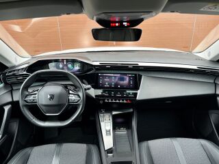 Peugeot 308 Allure Premium 1.5 96kW