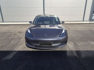 Tesla Model 3 Standard Range Plus RWD 208kW