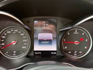 Mercedes-Benz C 200 2.1 100kW