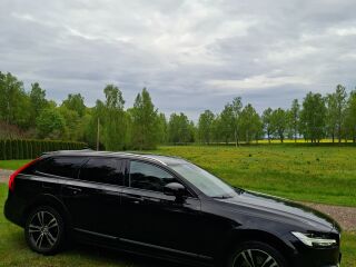 Volvo V90 Cross Country 2.0 140kW
