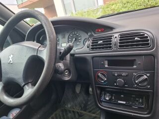 Peugeot 406 1.7 85кВ