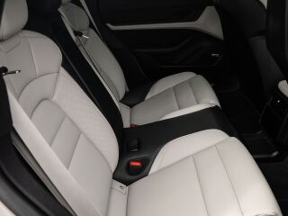 Porsche Taycan Cross Turismo 4S 420kW