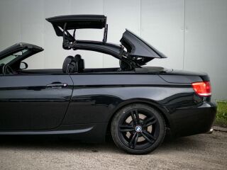 BMW 325 3.0 145kW
