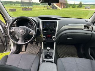 Subaru Forester 2.0 108kW