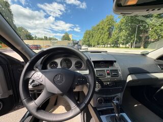 Mercedes-Benz C 220 2.1 125kW