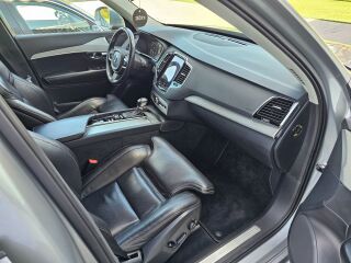 Volvo XC90 2.0 173кВ