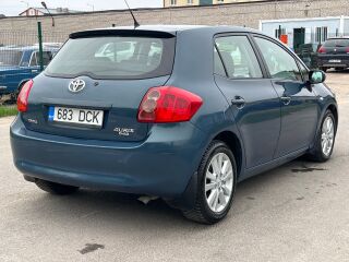 Toyota Auris 2.0 R4 Diesel 93кВ