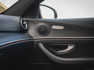 Mercedes-Benz E 300 AMG Night Package 2.0 143кВ