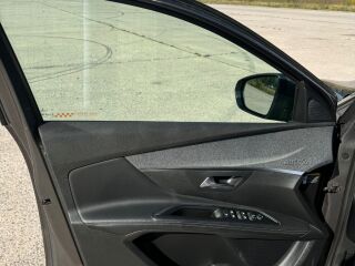 Peugeot 5008 1.2 96kW