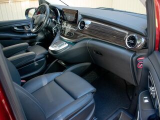 Mercedes-Benz V 300 4M Luxury Chauffeur Avantgarde Wntr Long 2.0 d 174кВ
