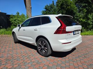 Volvo XC60 B4 MHEV AWD FL2022 2.0 145kW