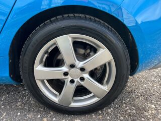 Volvo V40 R-Design 1.6 D2 84кВ