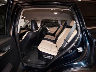Toyota RAV4 Hybrid Premium 4W 2.5 114кВ