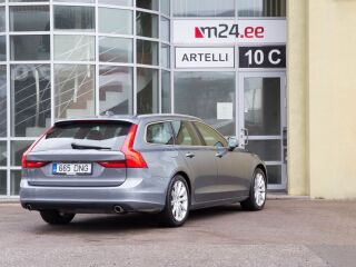 Volvo V90 Momentum 2.0 T4 140kW
