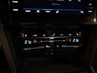 Volkswagen Passat BUSINESS 1.5 TSI 110kW