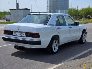 Mercedes-Benz 190 2.0 75kW