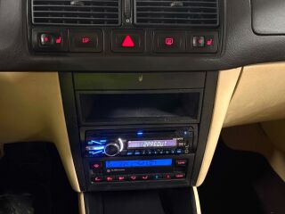 Volkswagen Golf 1.4 55kW