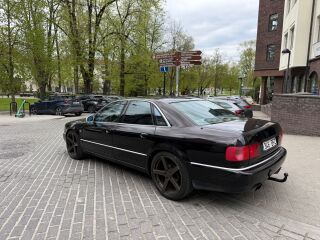 Audi A8 LIM 4.2 V8 220kW