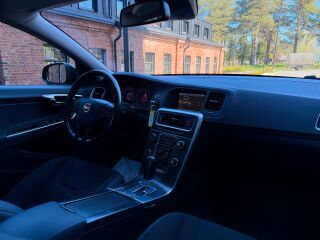 Volvo S60 Summum 2.0 D3 120kW