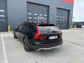 Volvo V90 Cross Country D4  AWD 2.0 140кВ