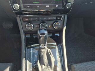 Skoda Superb 1.4 110кВ