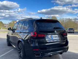 BMW X5 3.0 230kW