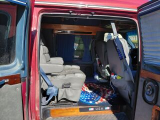 Ford Econoline 5.8 149kW