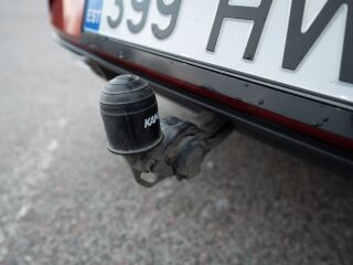 SEAT Leon Plug In Hybrid  FR-Package  Desire Red 150kW
