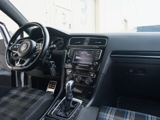 Volkswagen Golf GTE PHEV 1.4 R4 TSI 110kW