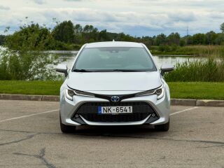 Toyota Corolla Active Plus 1.8 72кВ