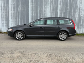 Volvo V70 Facelift Momentum 2.0 R5 D3 120kW